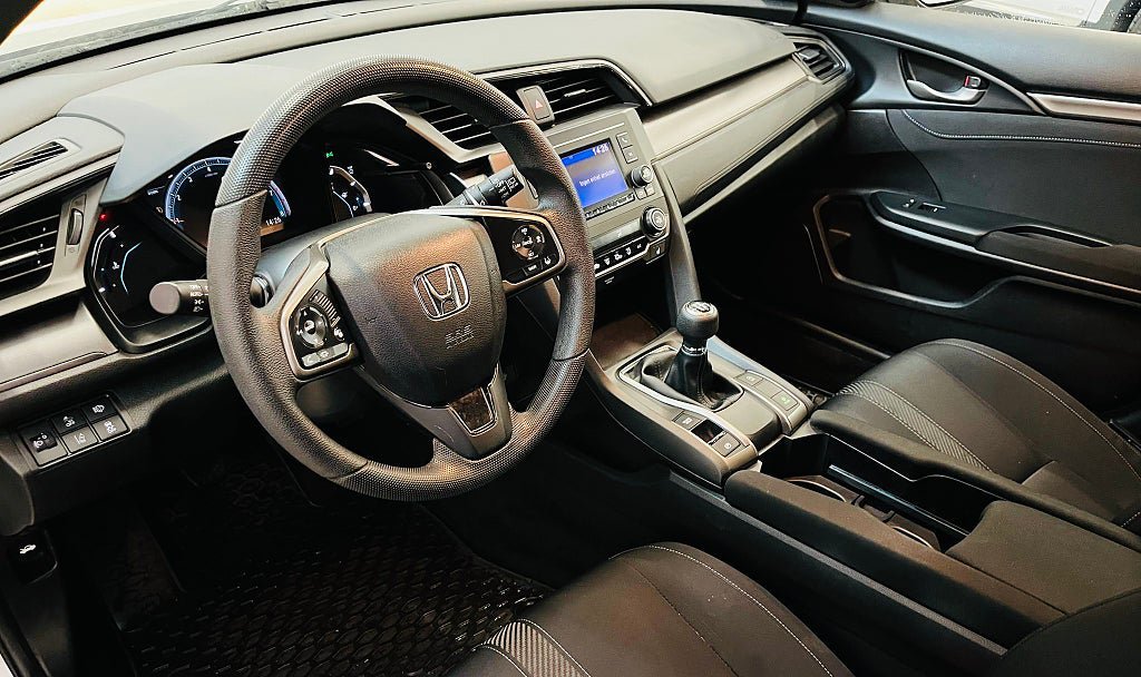 Vehicle Image 18