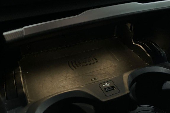 Vehicle Image 31