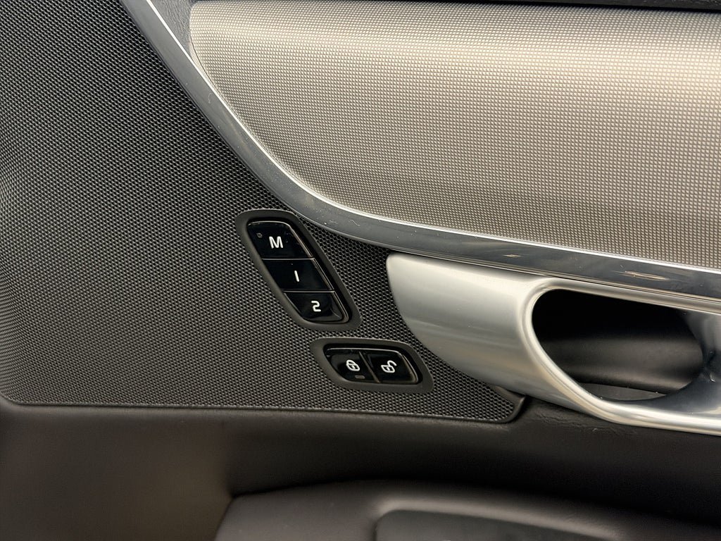 Vehicle Image 34