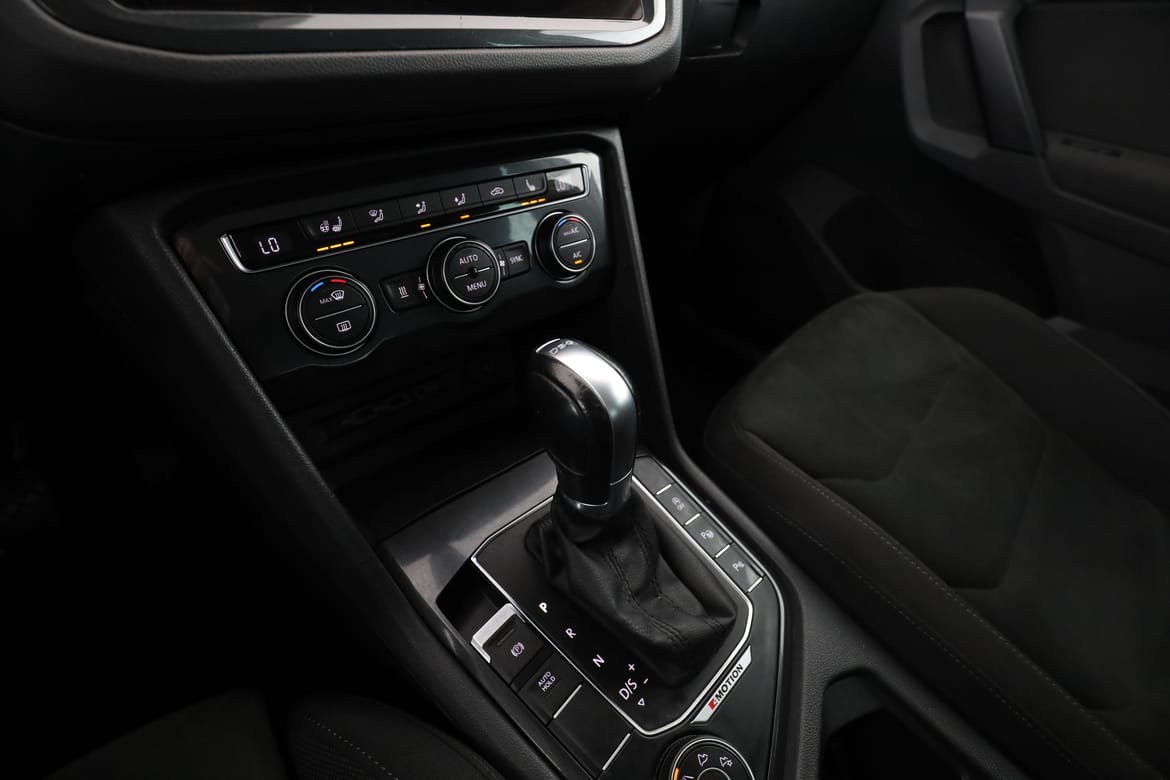Vehicle Image 23