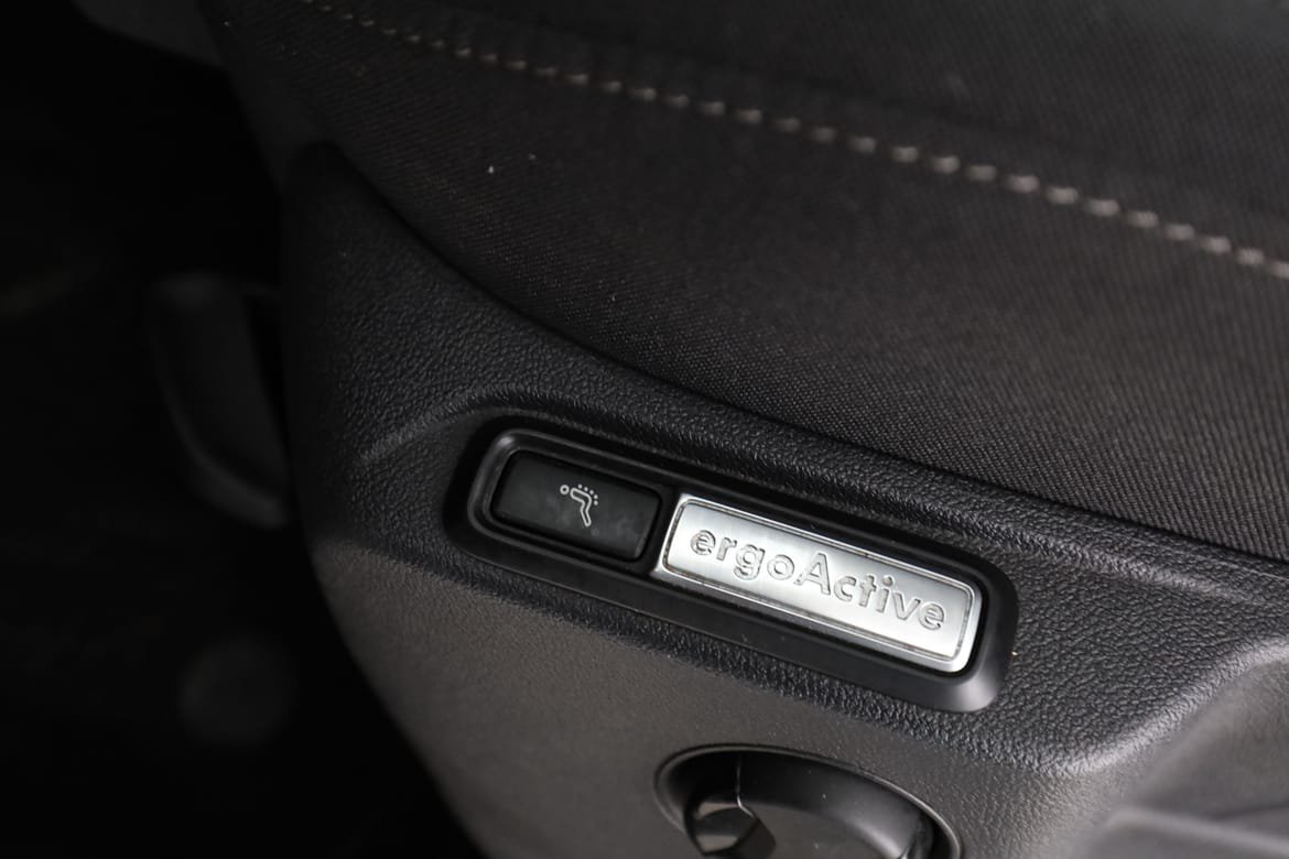 Vehicle Image 35