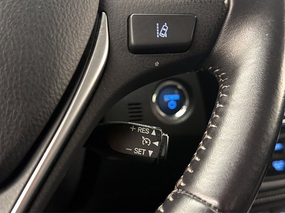 Vehicle Image 24