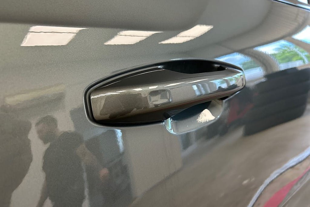 Vehicle Image 22