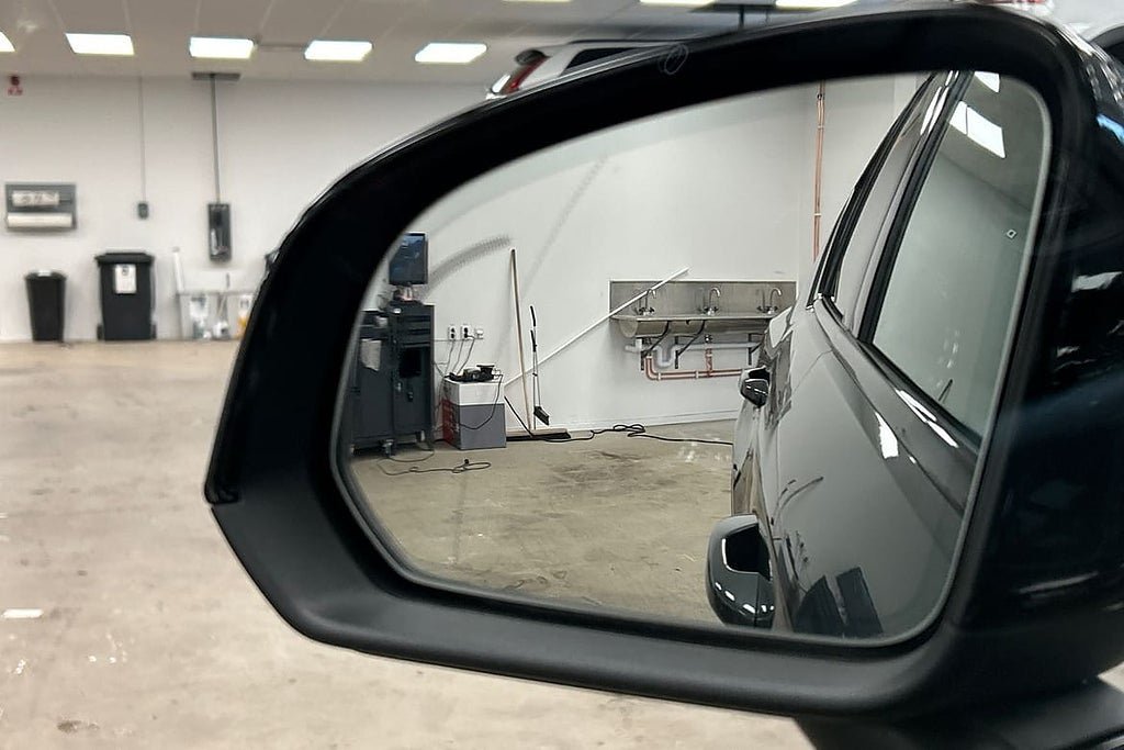Vehicle Image 28