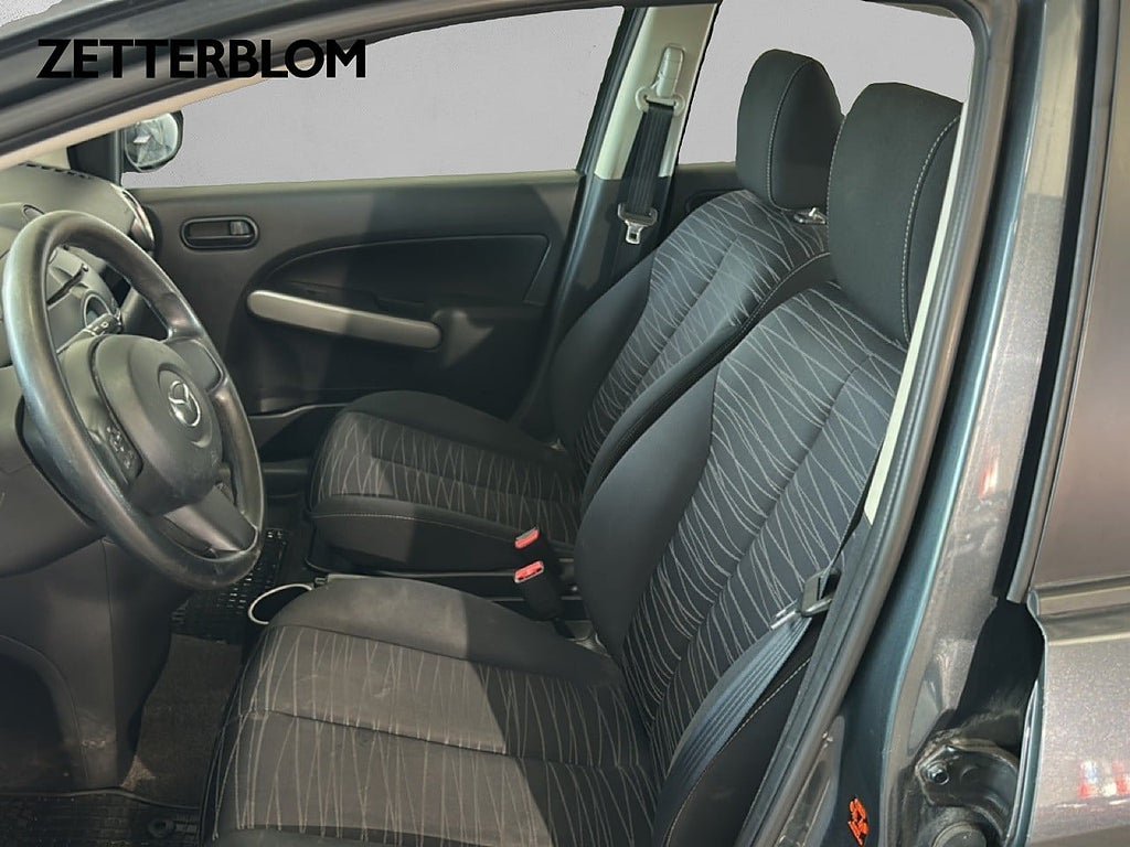 Vehicle Image 7