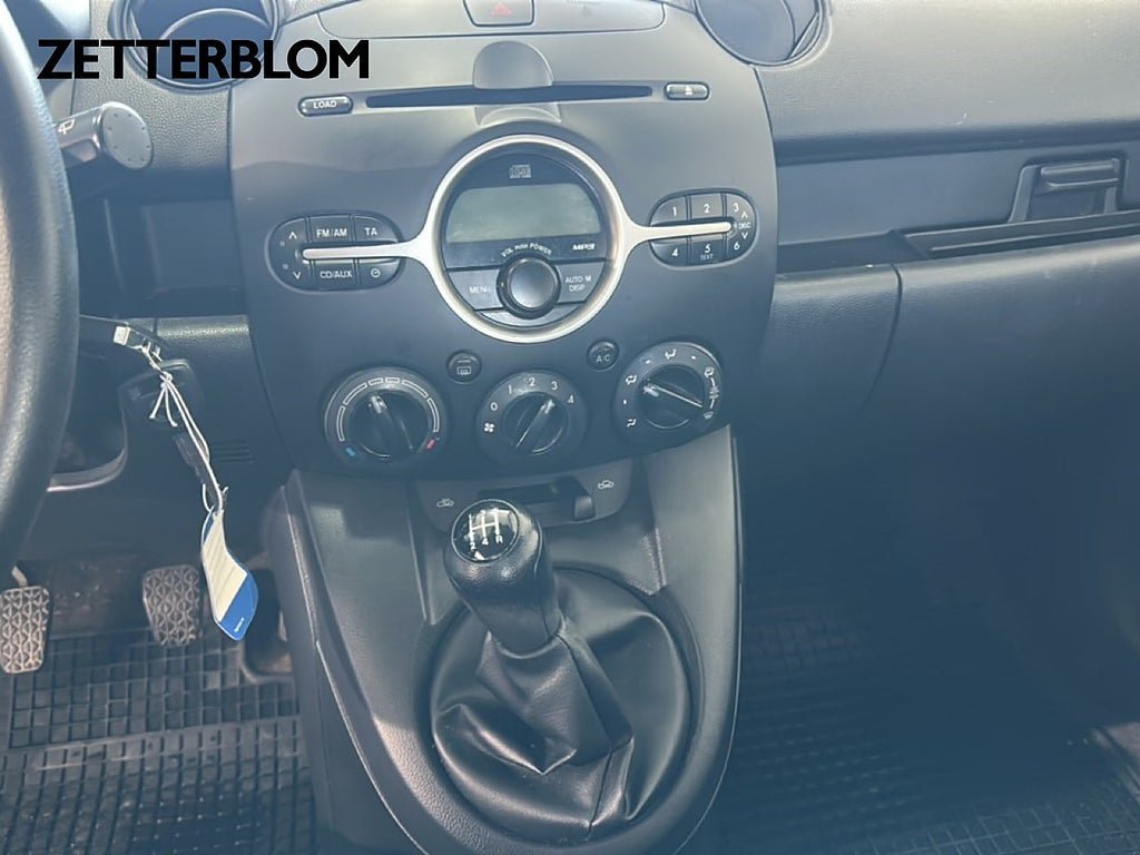 Vehicle Image 14