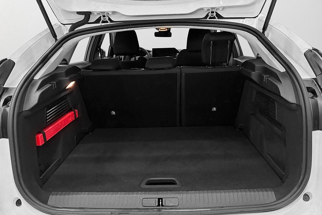 Vehicle Image 23