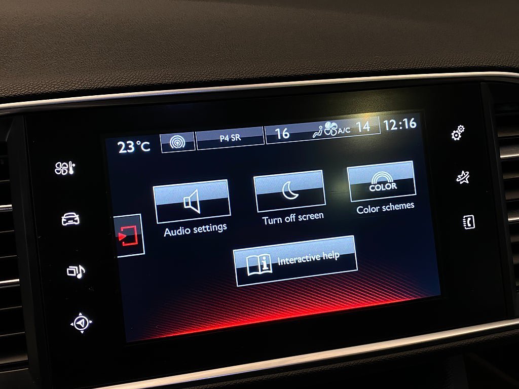 Vehicle Image 14
