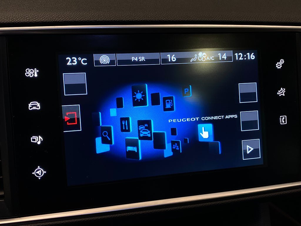 Vehicle Image 15