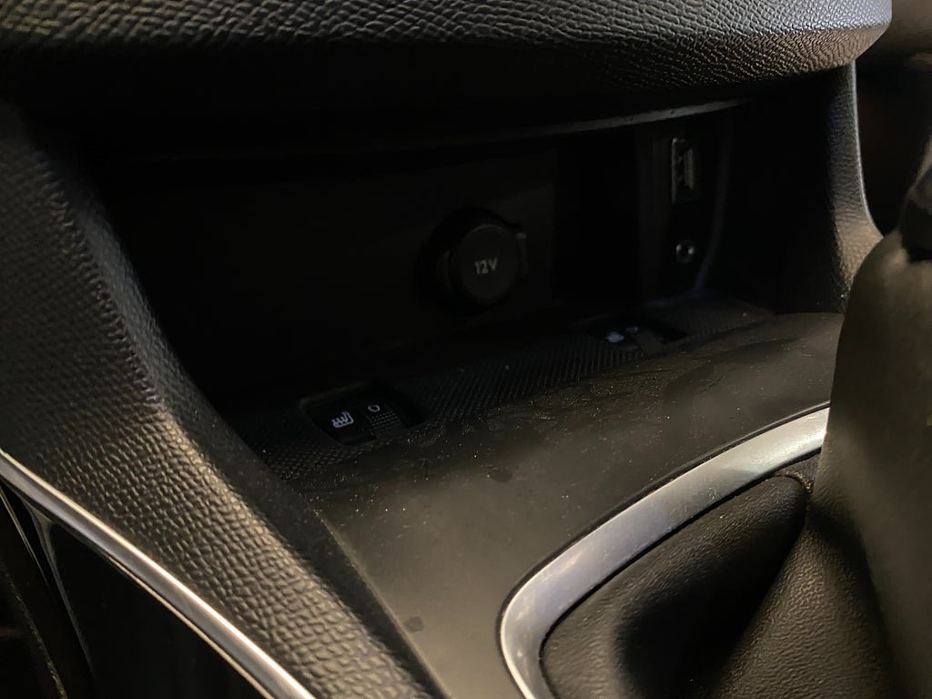 Vehicle Image 42