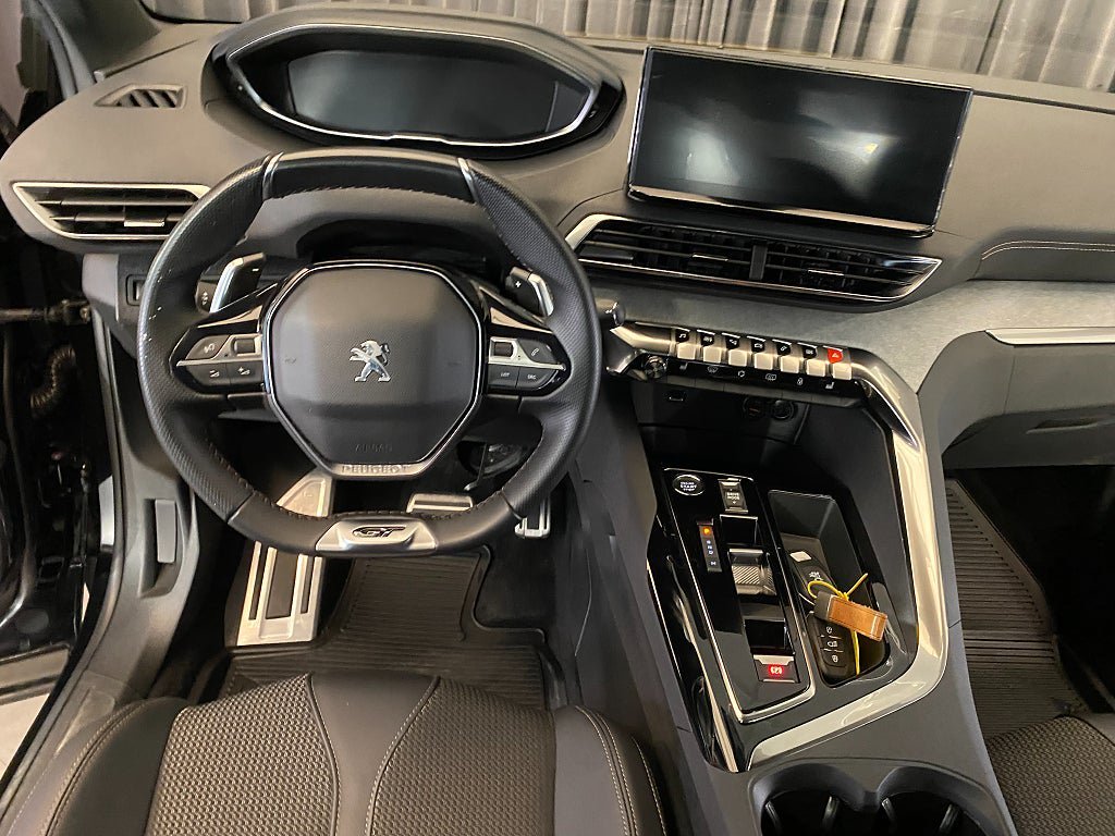 Vehicle Image 31