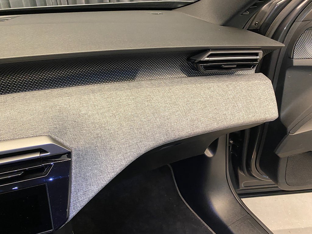 Vehicle Image 39