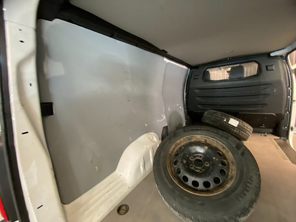 Vehicle Image 20