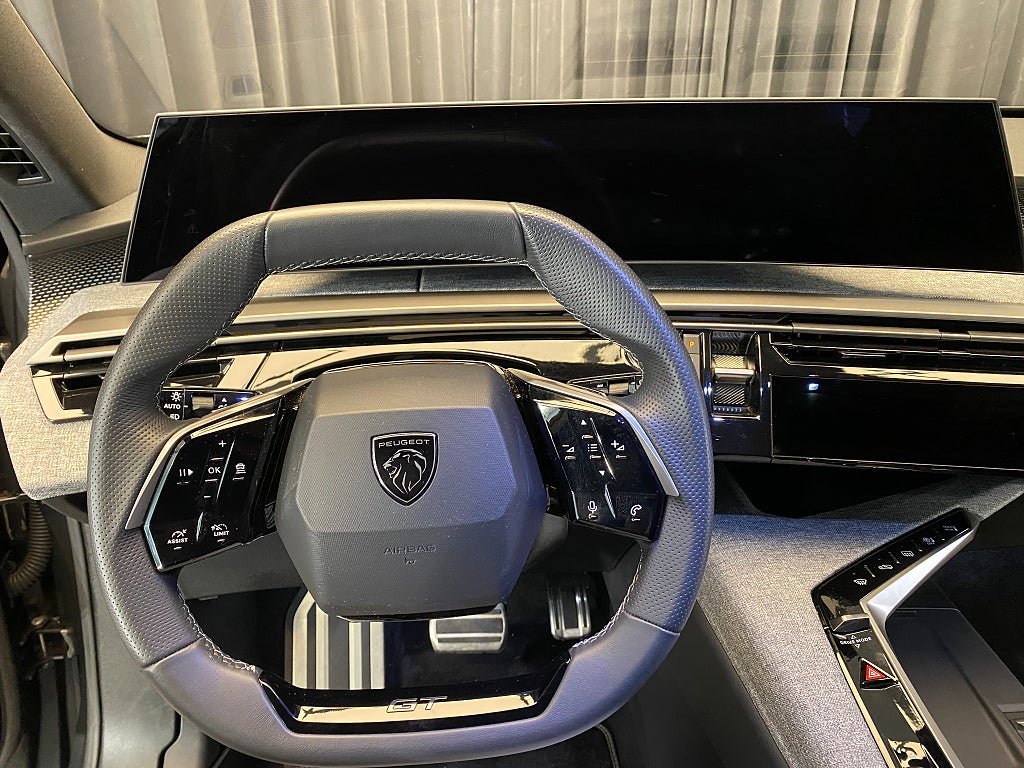 Vehicle Image 39