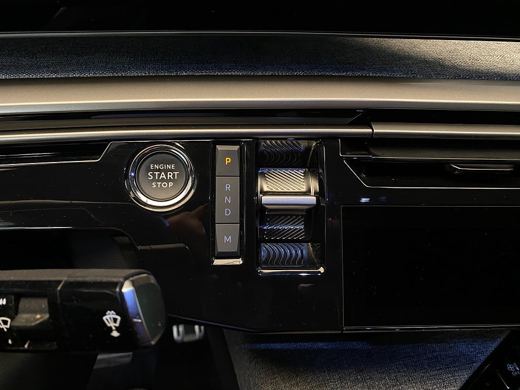 Vehicle Image 45