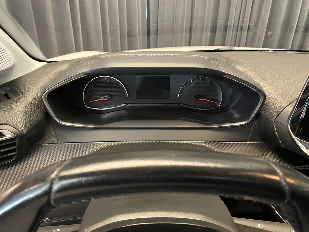 Vehicle Image 39
