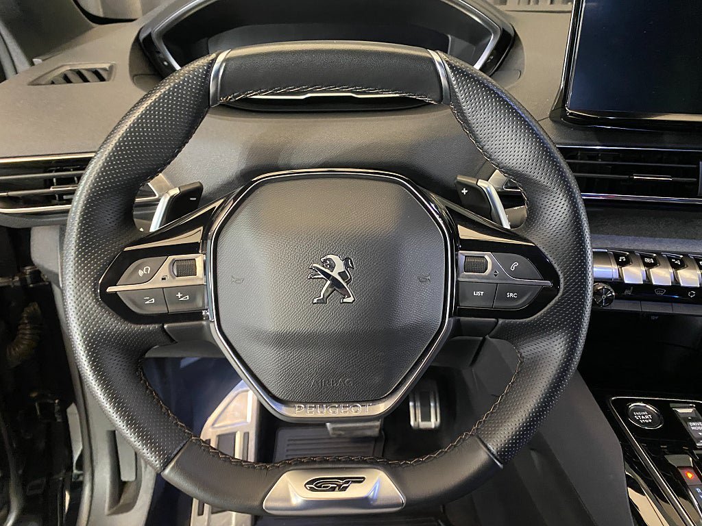 Vehicle Image 43