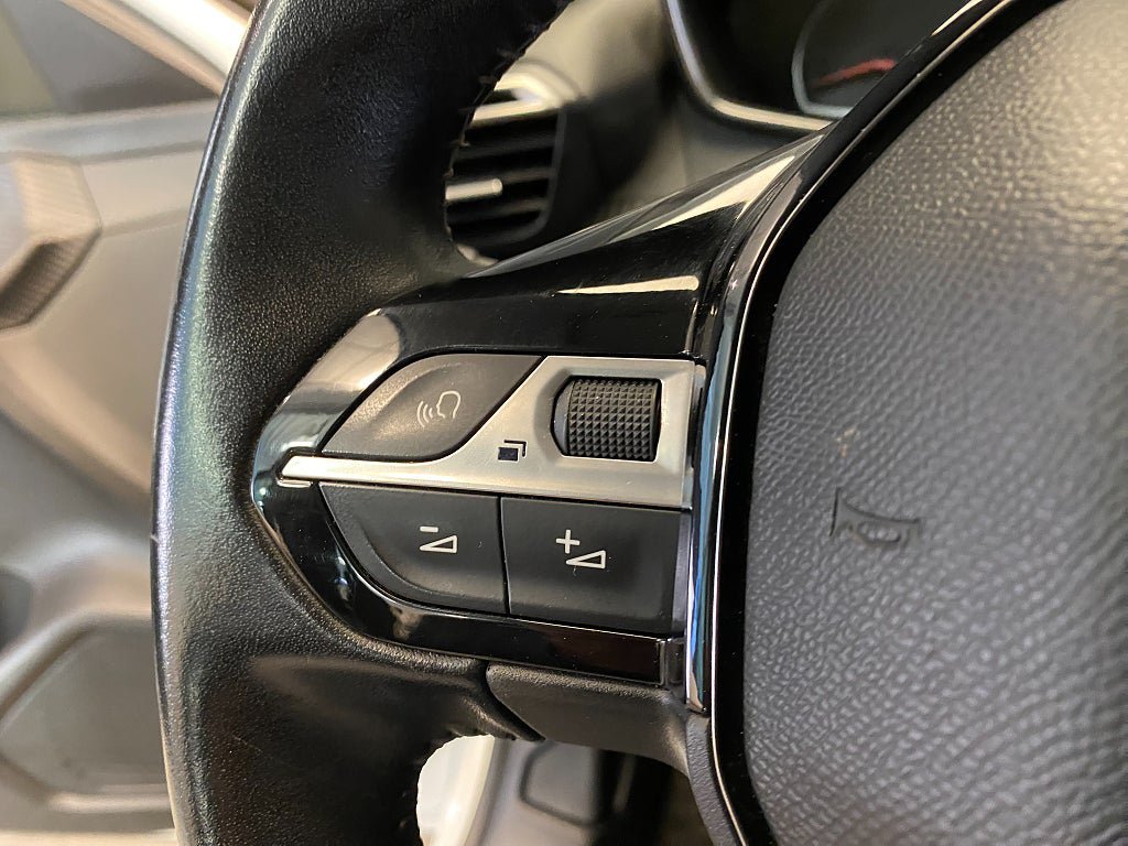 Vehicle Image 45
