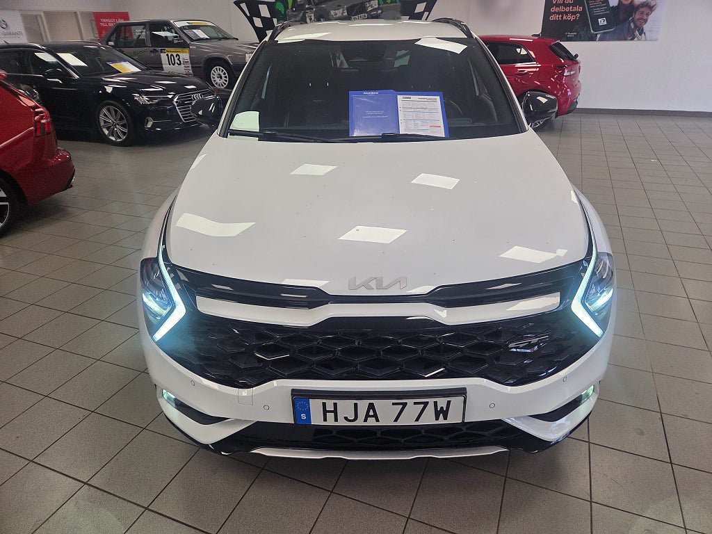 Vehicle Image 17