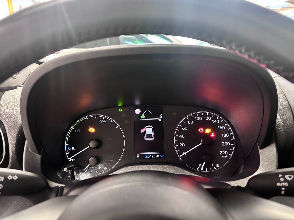 Vehicle Image 11