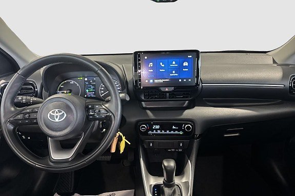 Vehicle Image 10