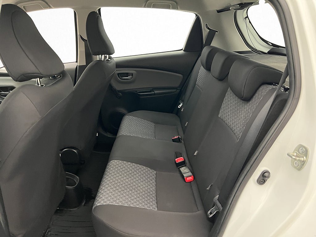 Vehicle Image 19