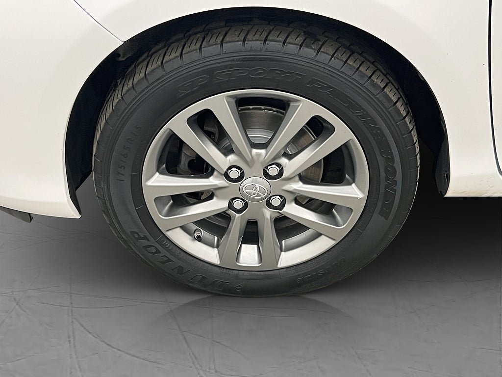 Vehicle Image 20