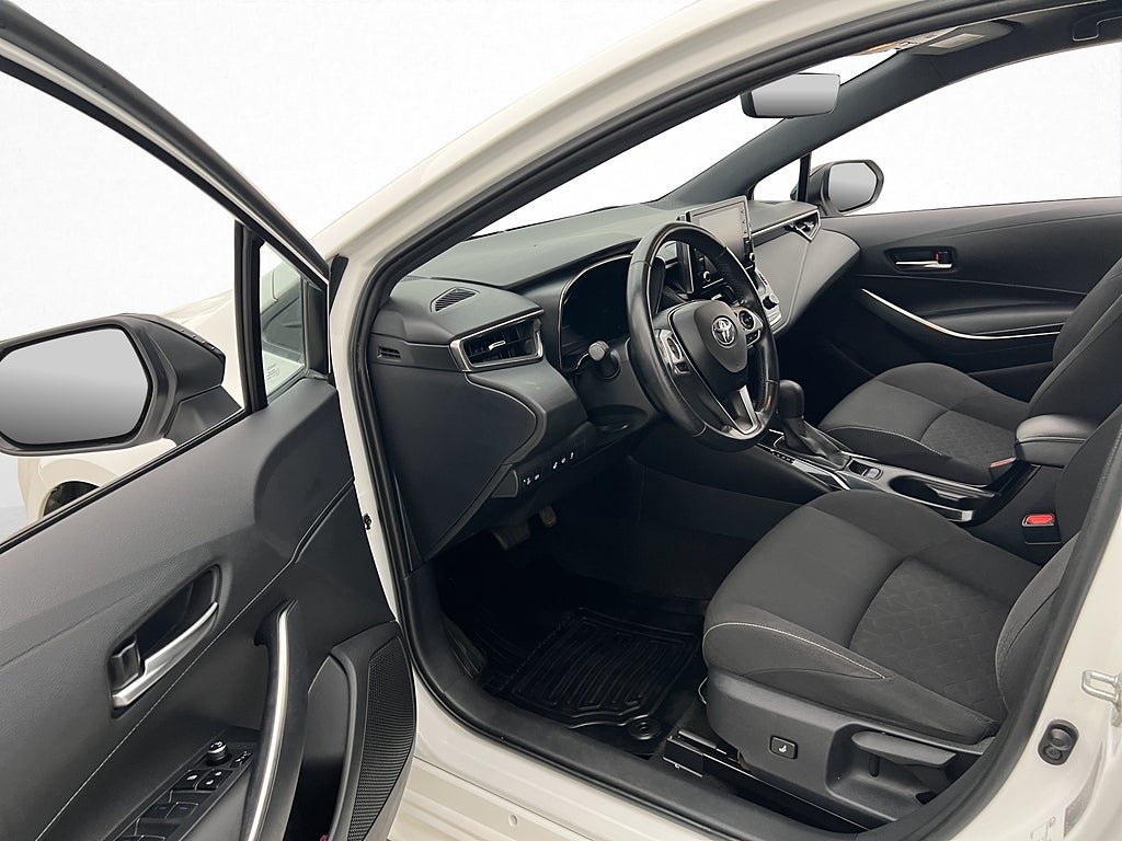 Vehicle Image 10