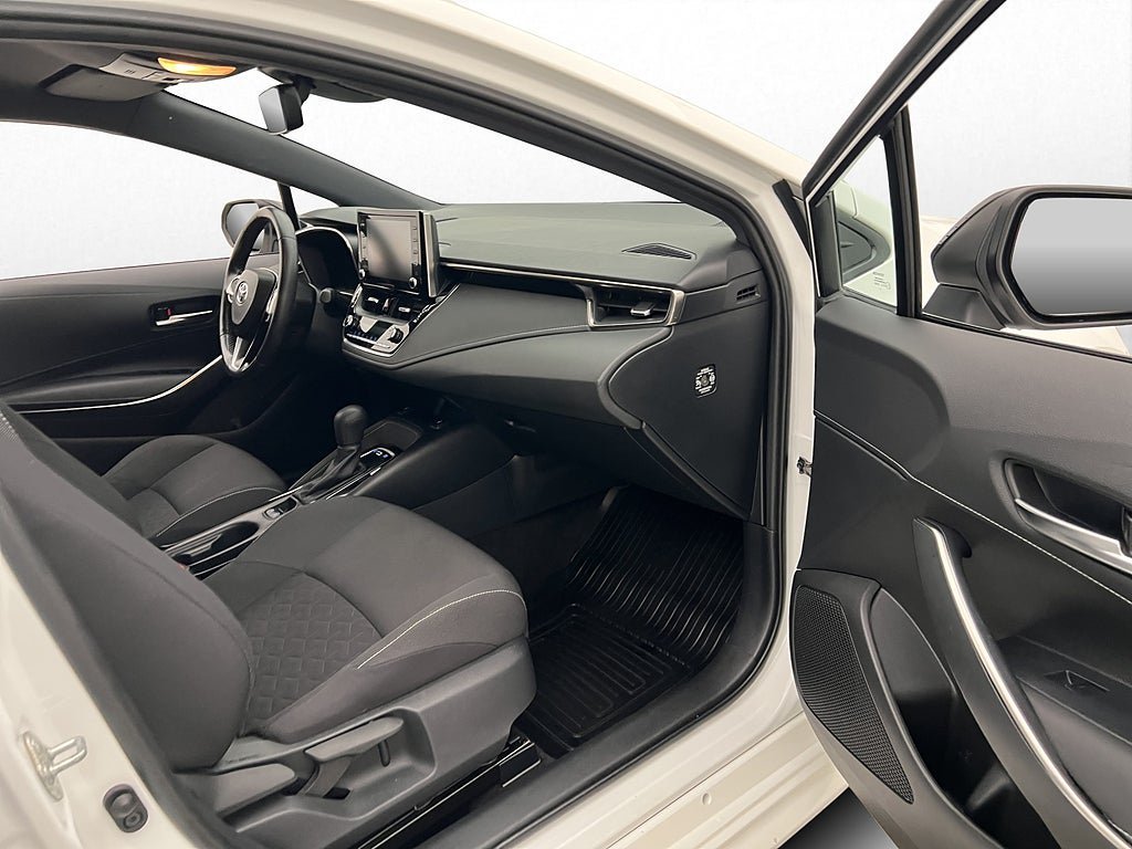 Vehicle Image 19