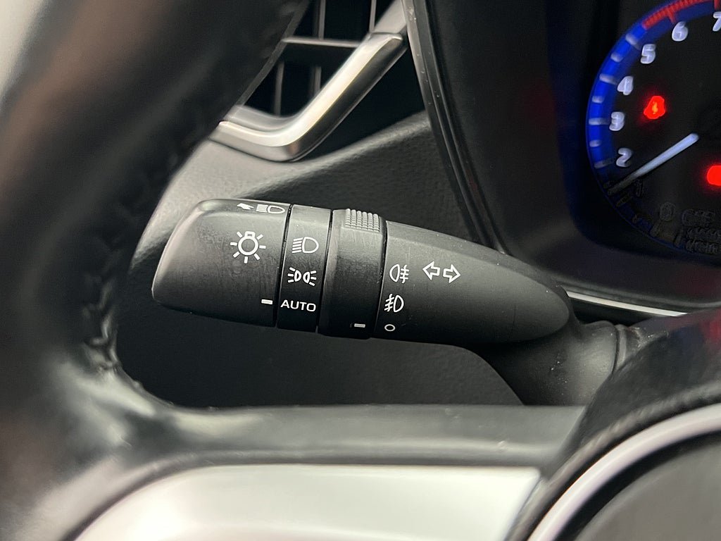 Vehicle Image 23
