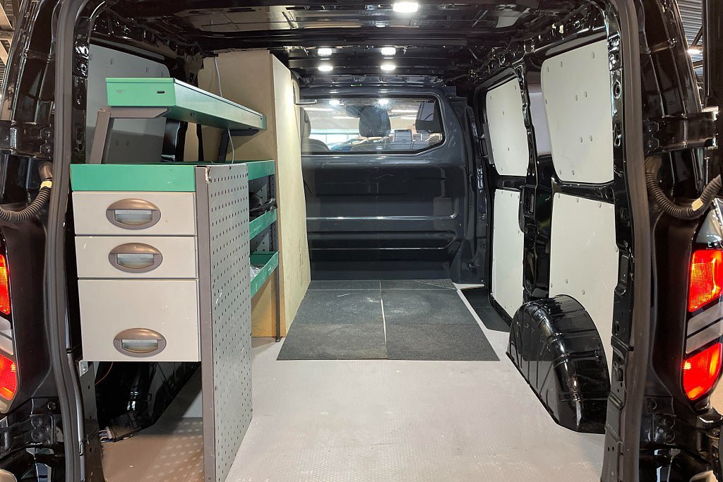 Vehicle Image 18