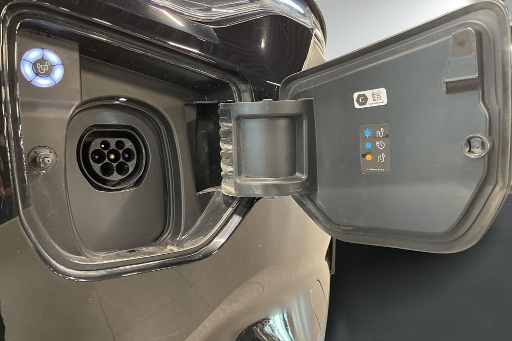 Vehicle Image 35