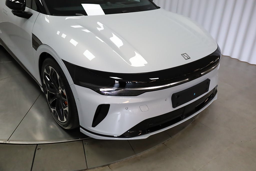 Vehicle Image 19