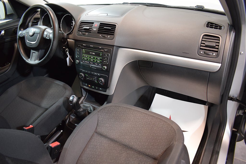 Vehicle Image 11