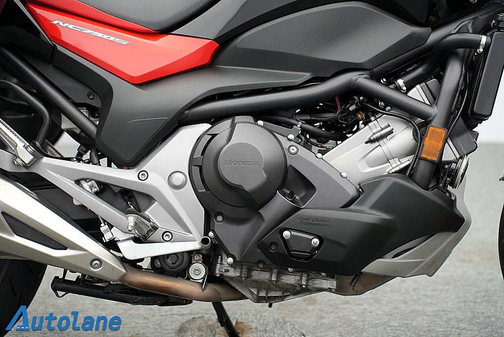 Vehicle Image 12