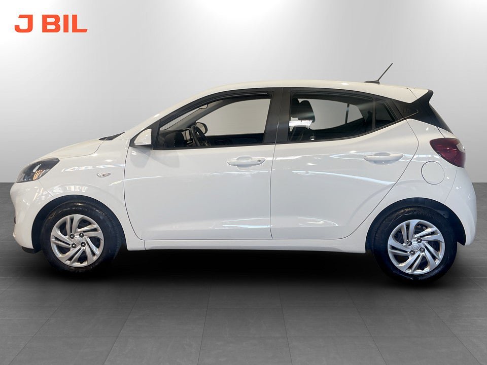 Vehicle Image 13