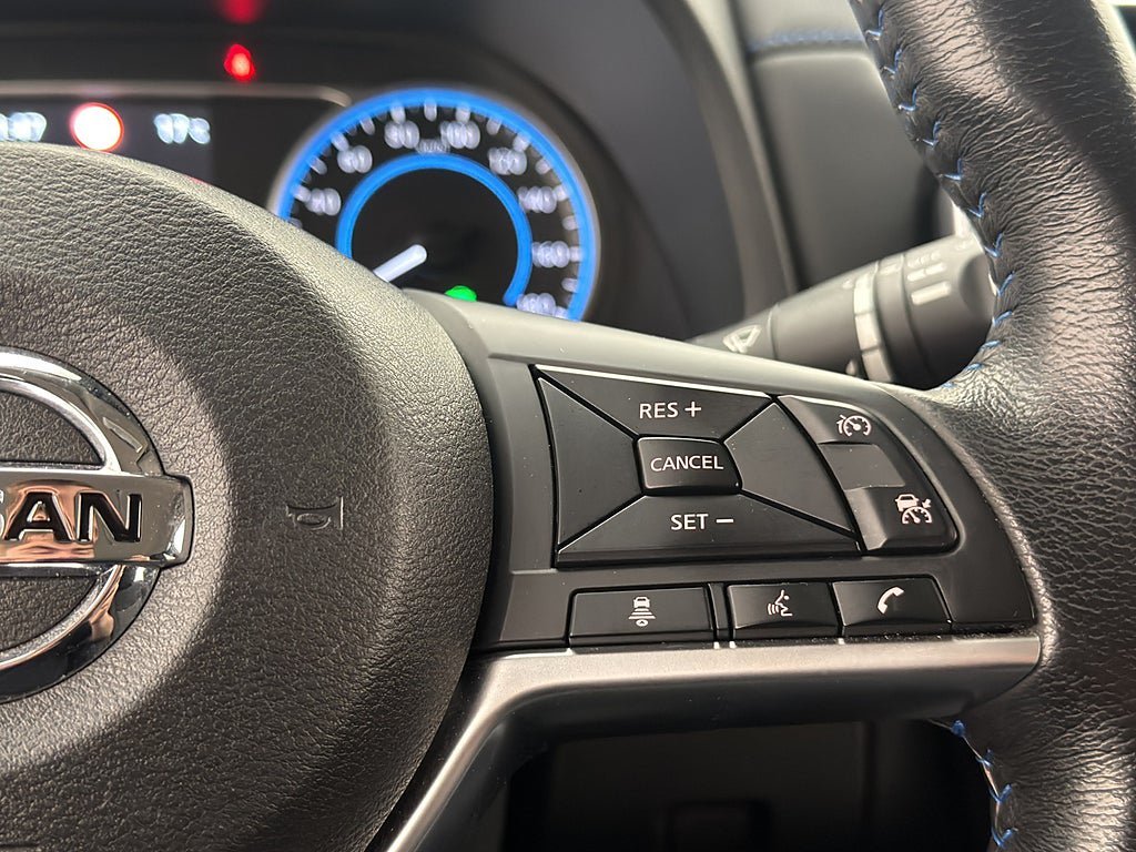 Vehicle Image 26