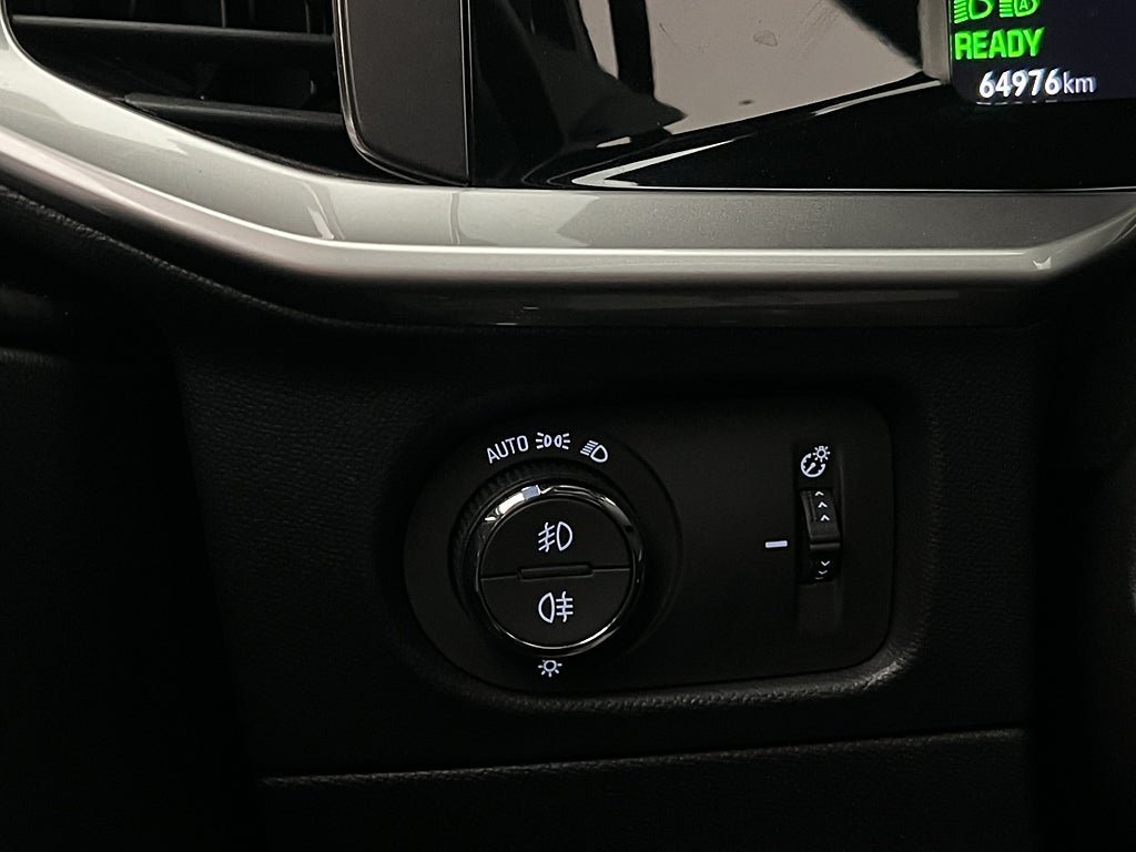 Vehicle Image 27