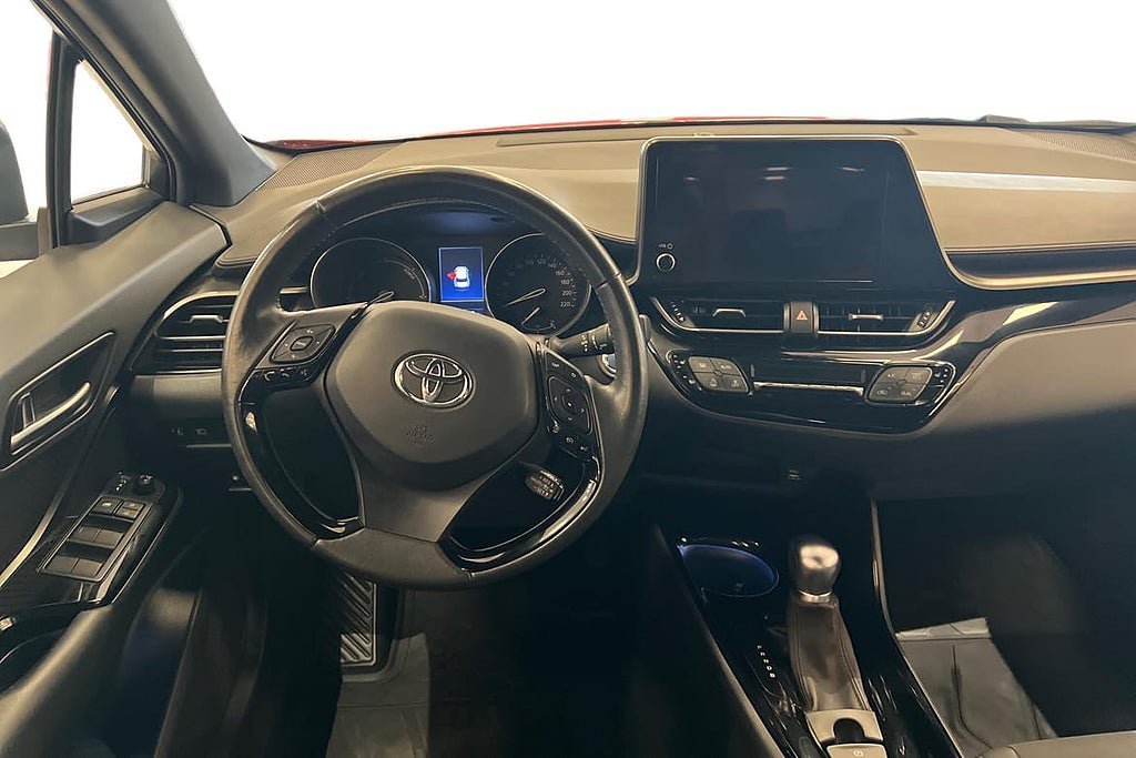 Vehicle Image 10