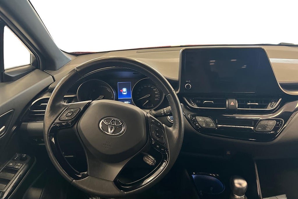 Vehicle Image 11