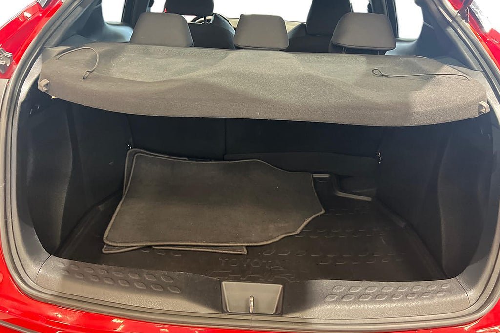 Vehicle Image 12