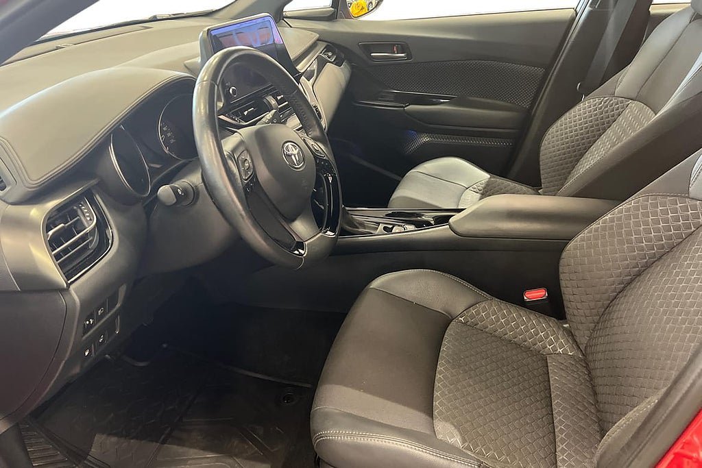 Vehicle Image 14