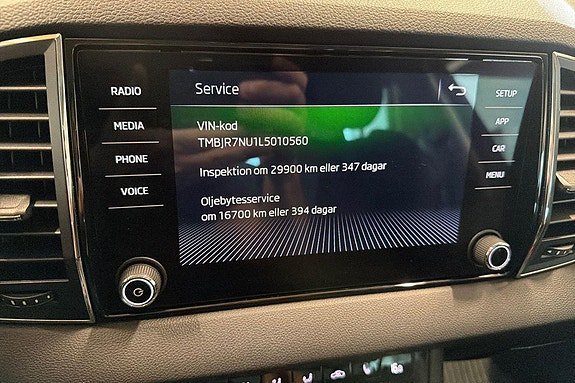 Vehicle Image 25