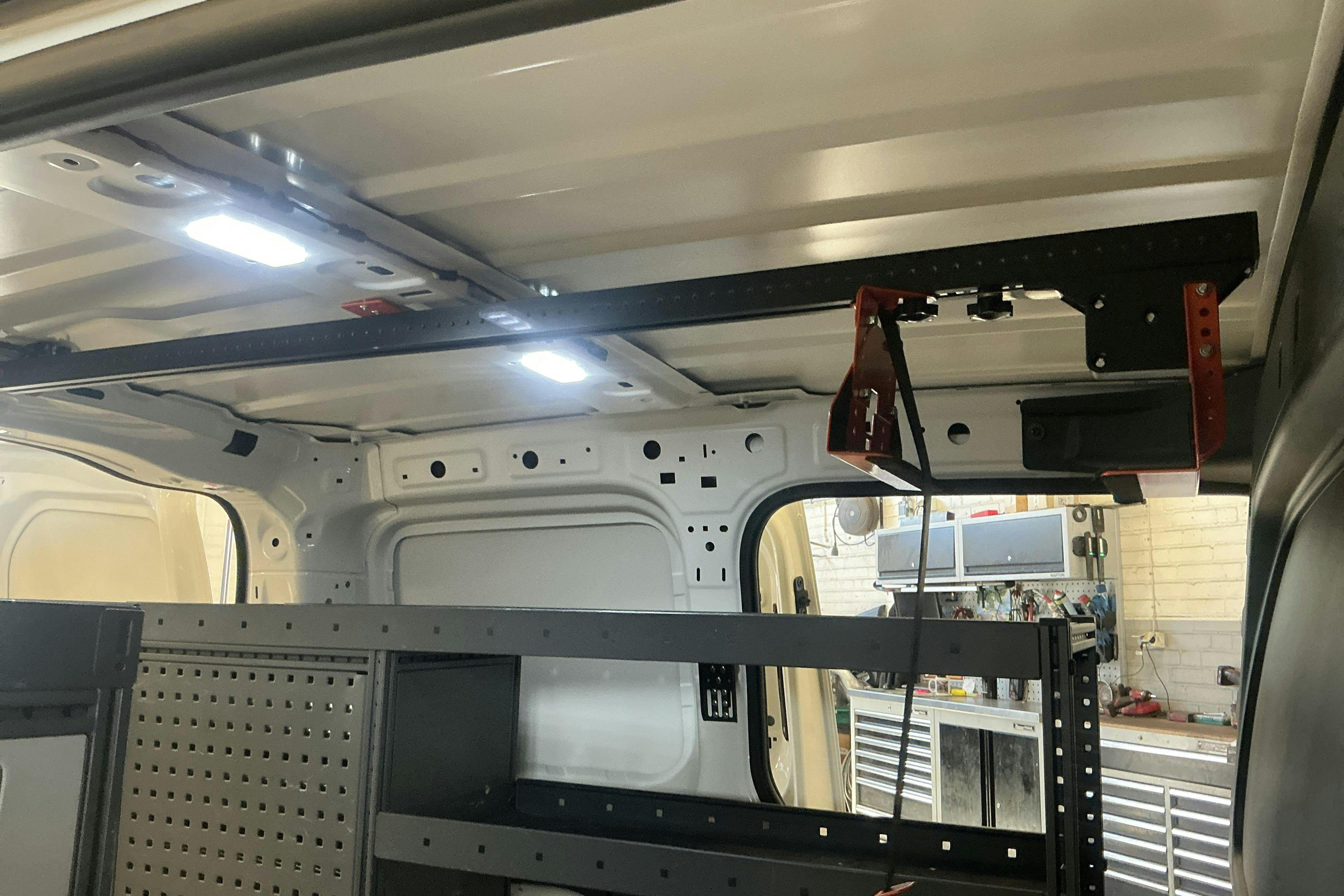 Vehicle Image 13