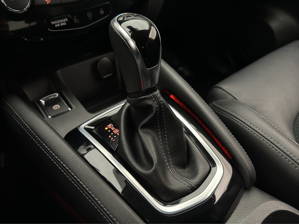 Vehicle Image 24