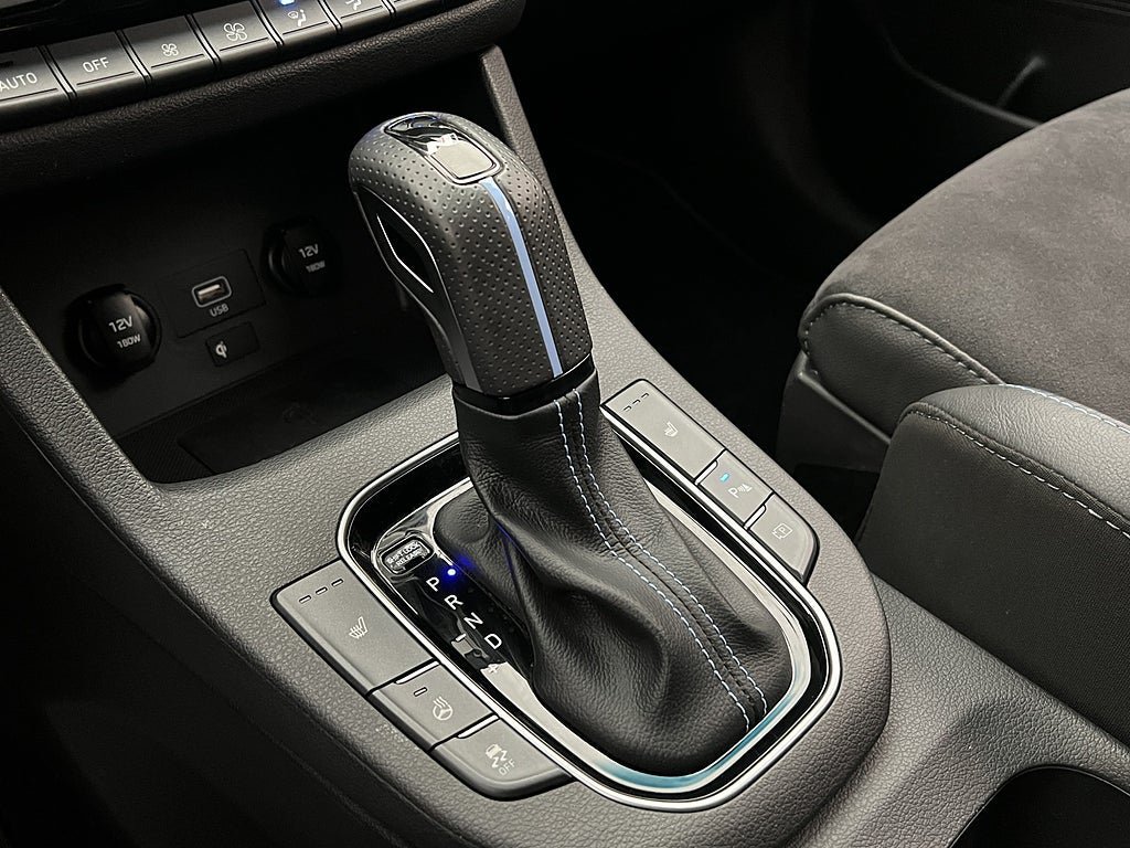 Vehicle Image 24
