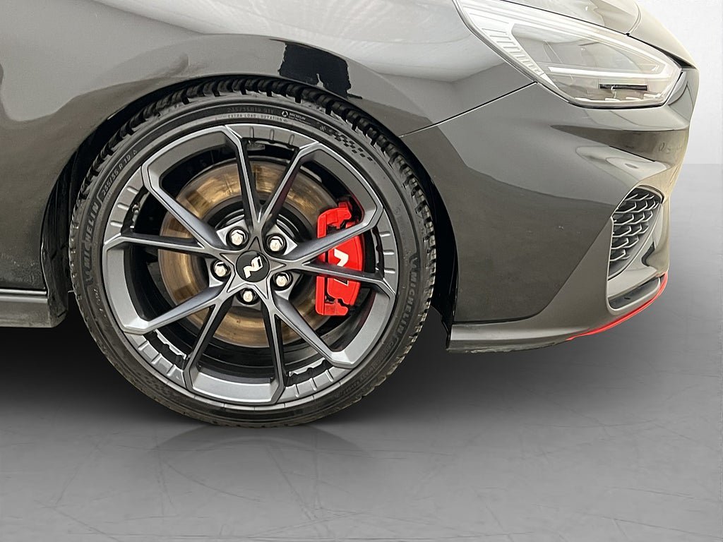 Vehicle Image 30