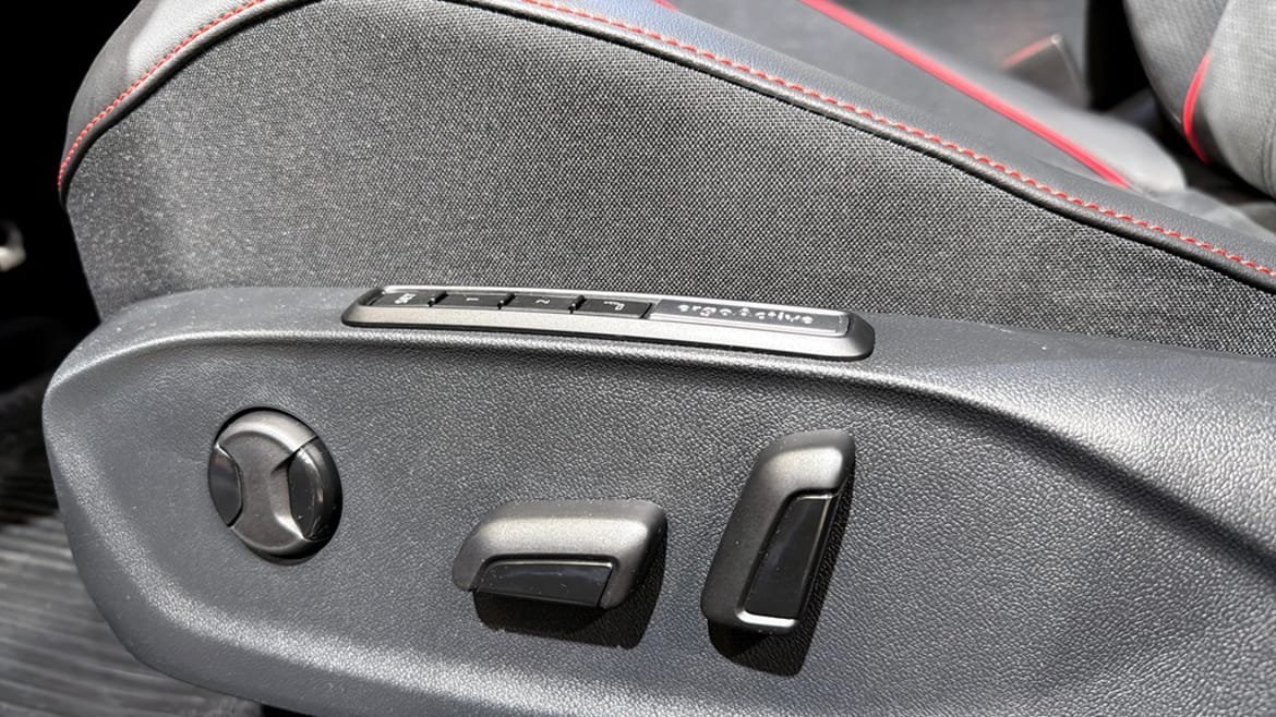 Vehicle Image 19