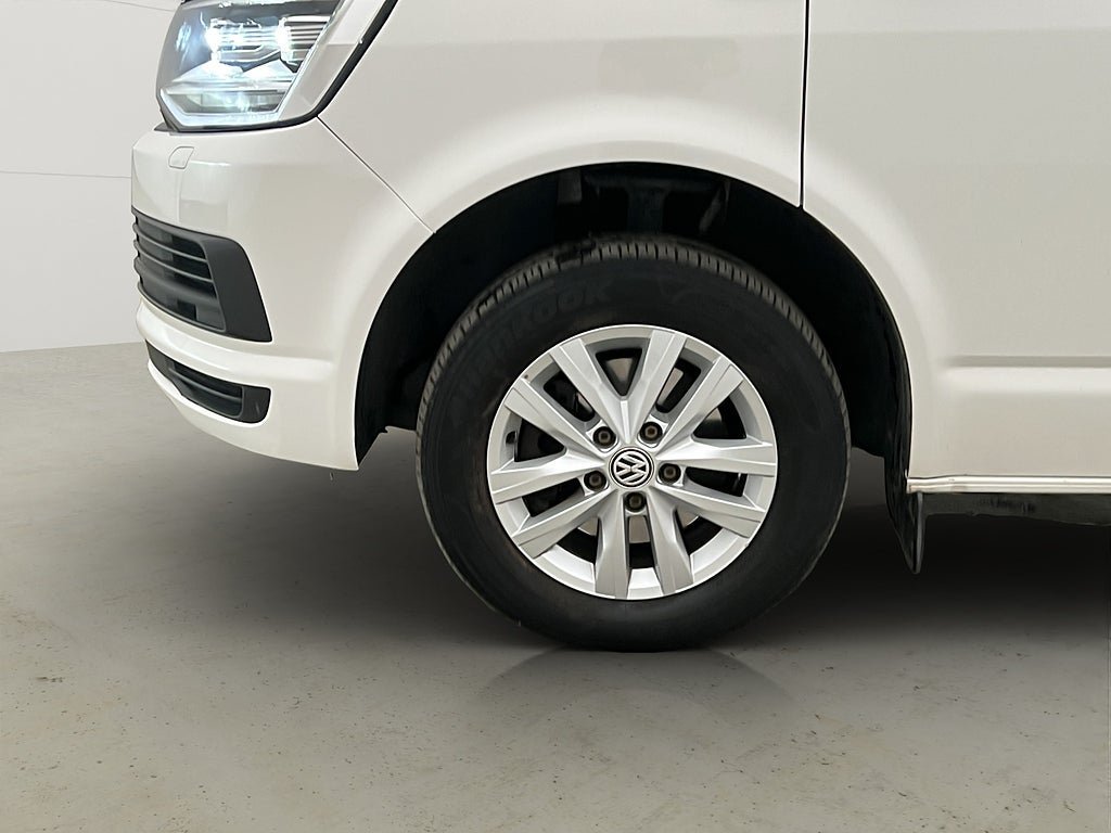 Vehicle Image 27