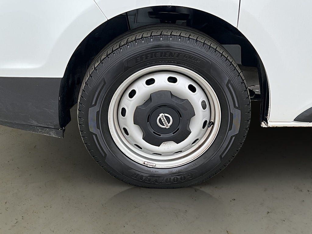 Vehicle Image 26